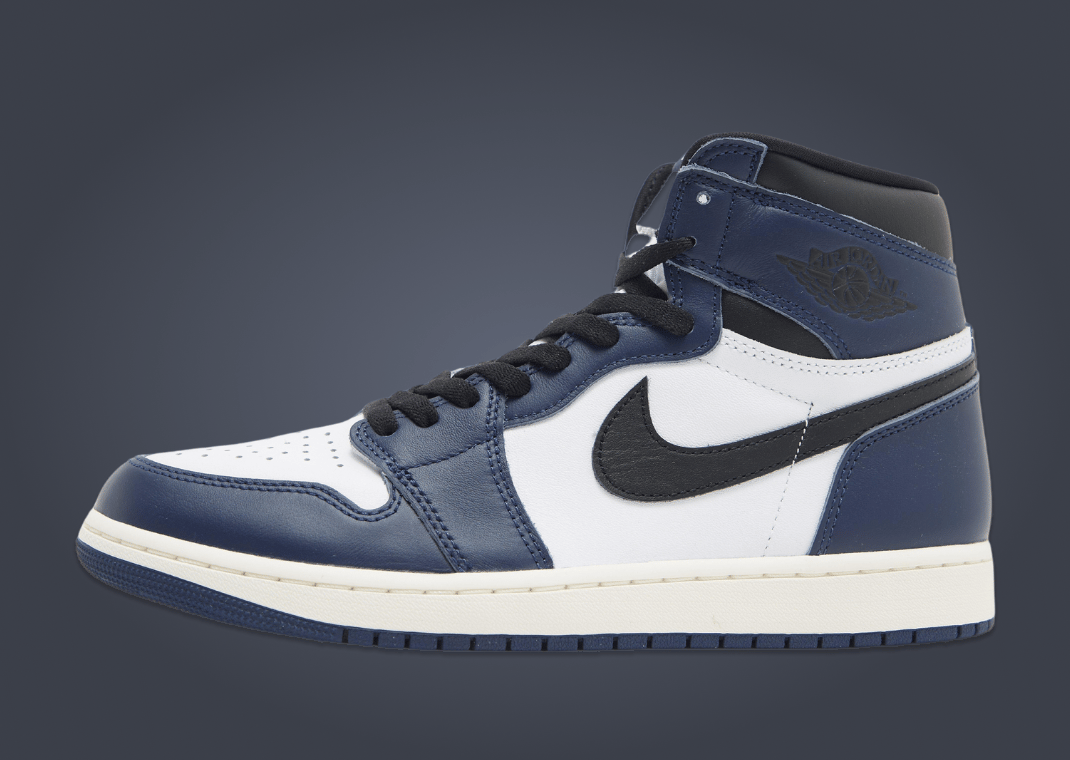 Jordan 1s navy blue and white shop