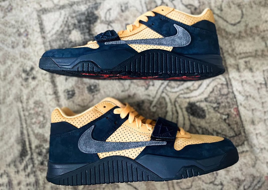 Travis Scott x Jordan Jumpman Jack Gold Navy Sample