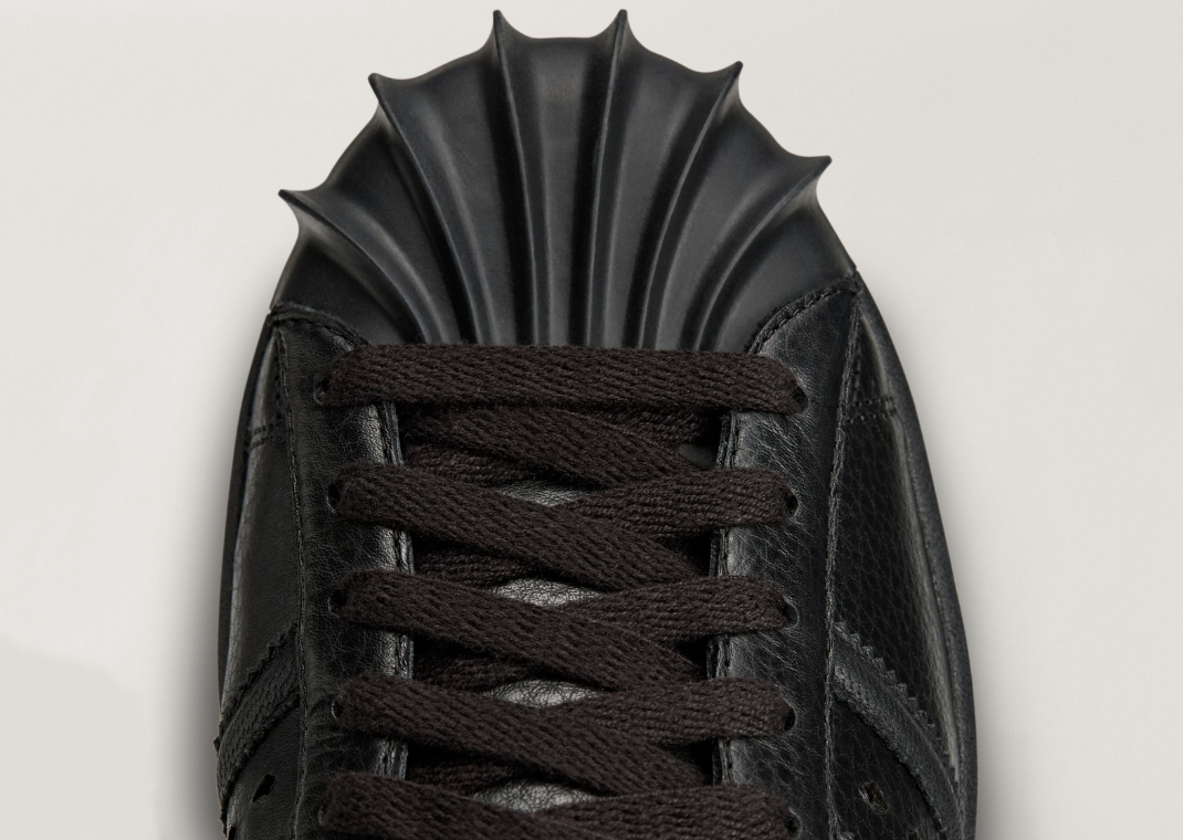 Thug Club x adidas Superstar Vintage Core Black - Detail