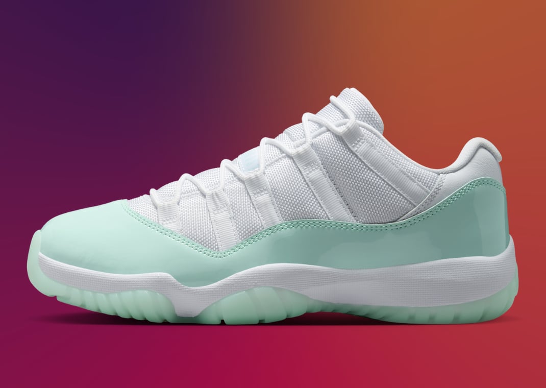 Air Jordan 11 Retro Low Igloo