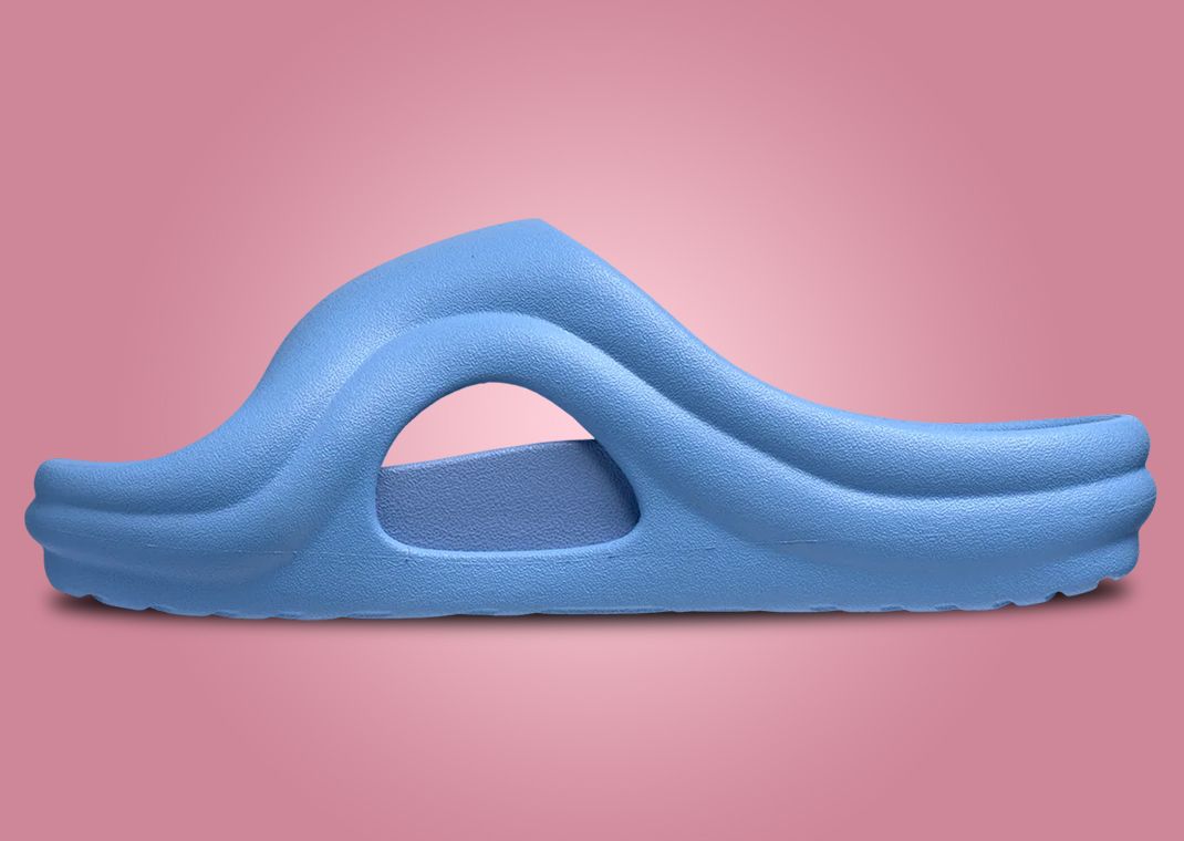 SKYLRK Beach Slide Cosmo Medial