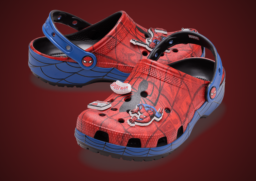 Spider-Man x Crocs Classic Clog - Angle