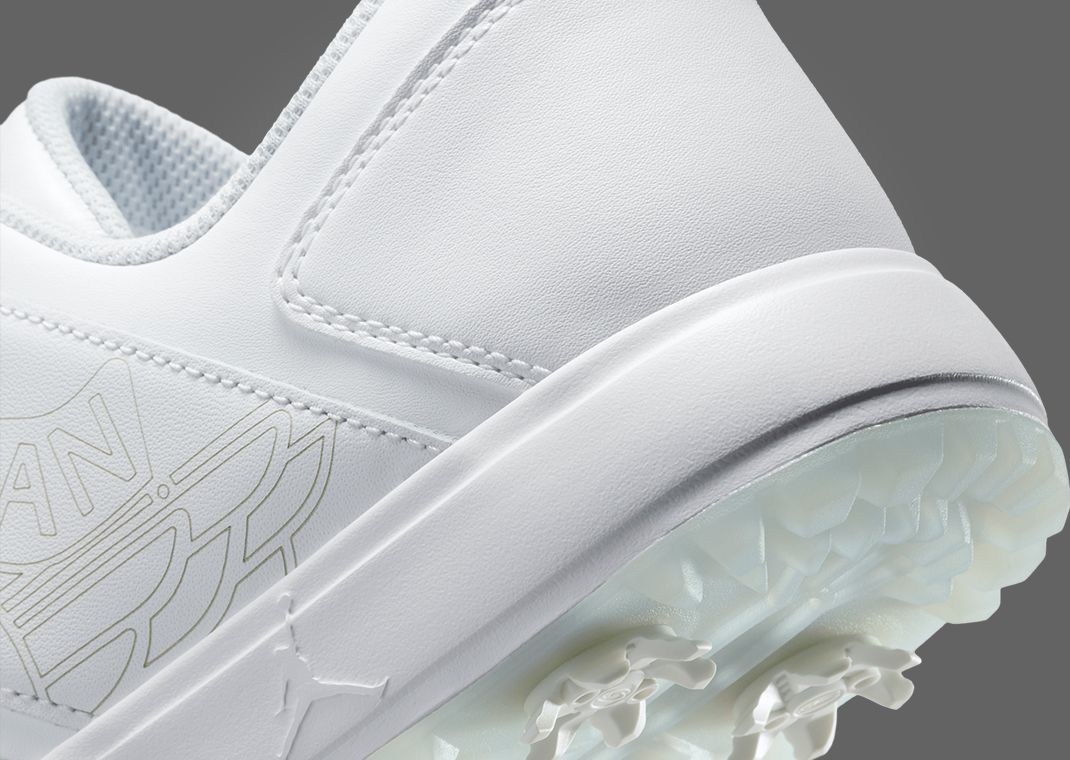 Air Jordan Nu Retro 1 Low Golf Triple White Heel Detail
