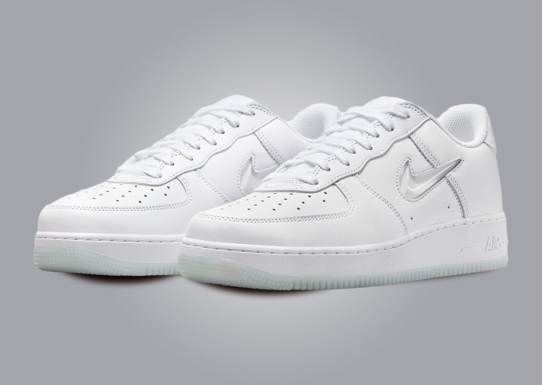 Nike Air Force 1 Low Jewel Triple White