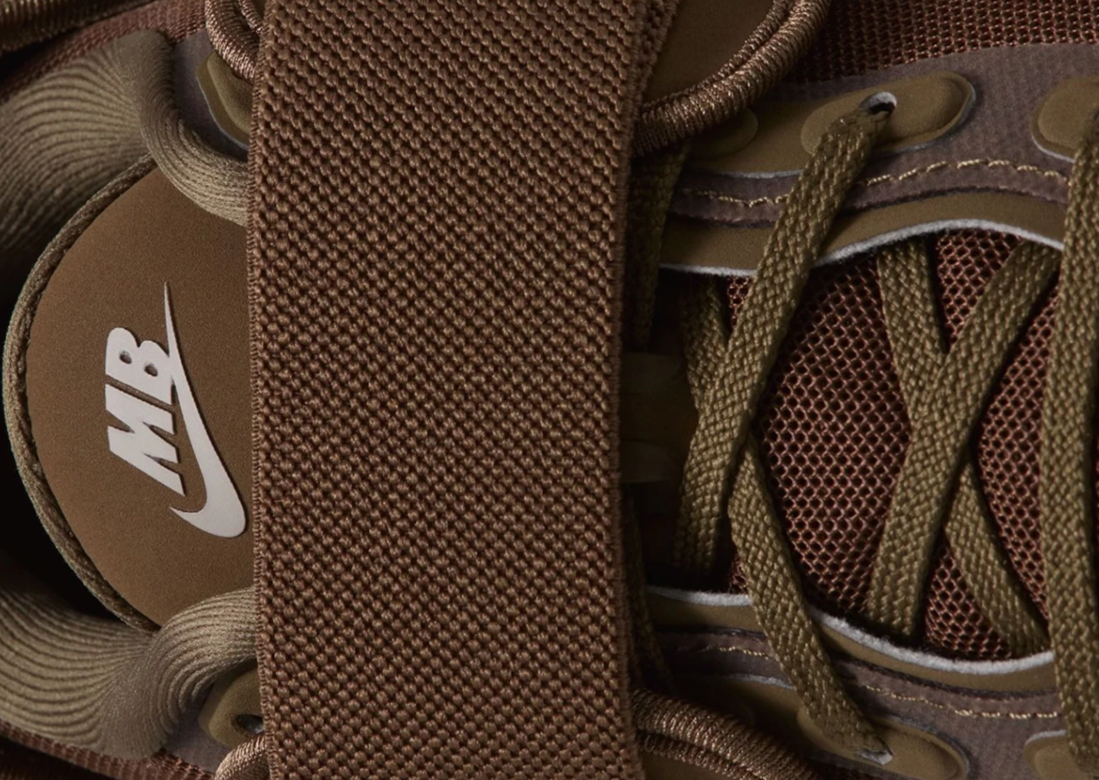 Melitta Baumeister x Nike Rift Rocker Yukon Brown - Detail