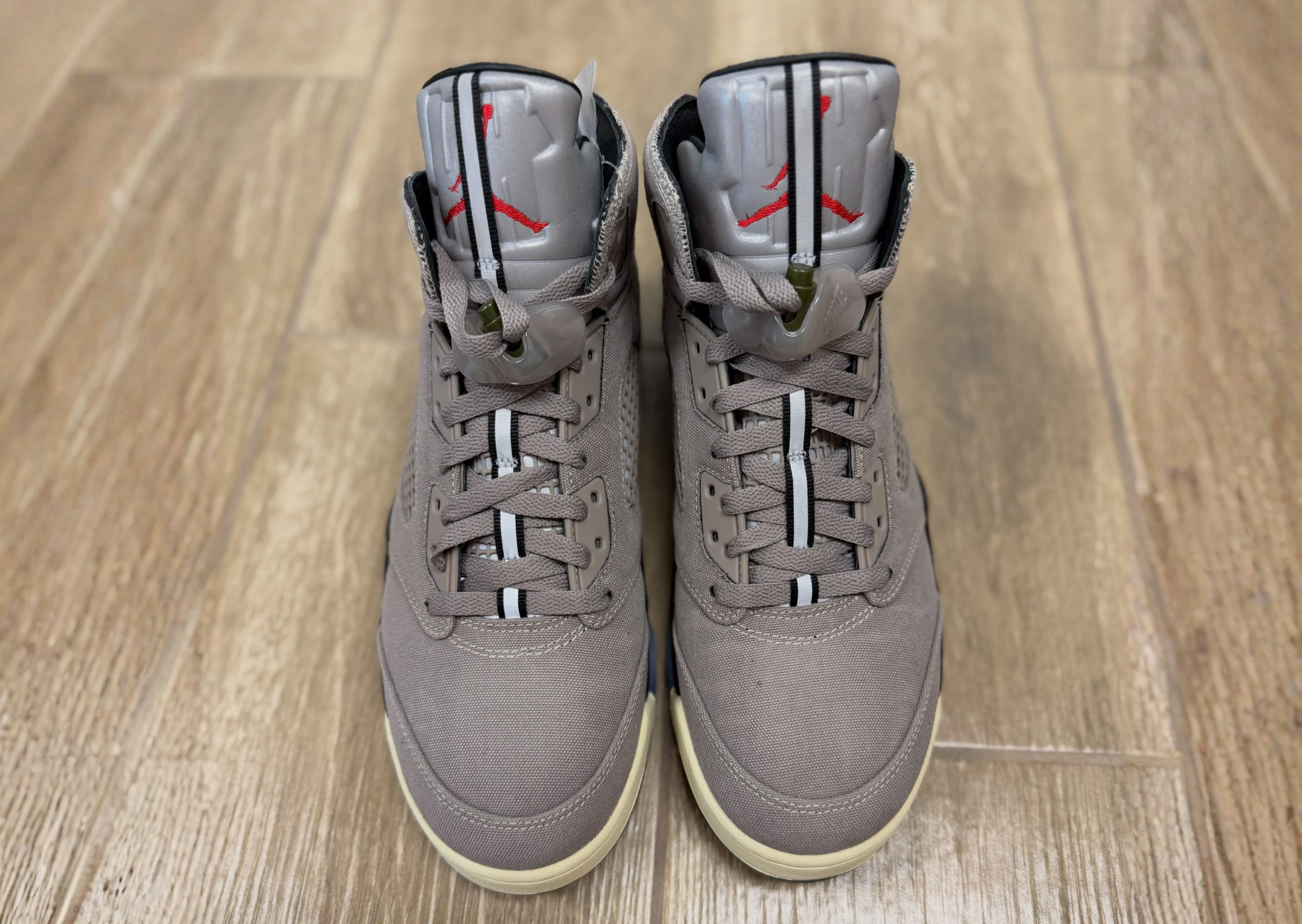 Undefeated x Air Jordan 5 Retro SP Moon Fossil