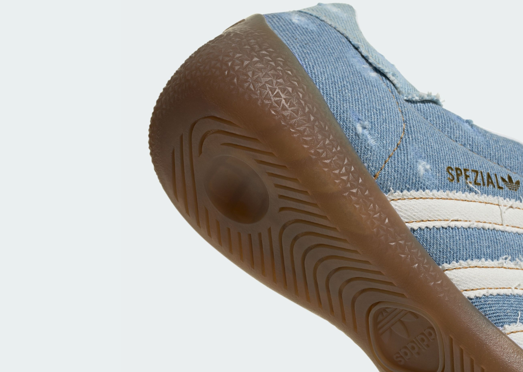 atmos Pink x adidas Handball Spezial Lo Pro Denim - Heel Detail