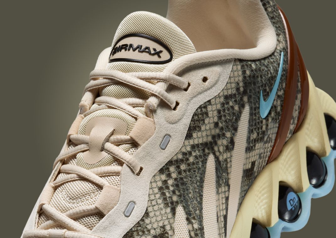 Nike Air Max DN8 Snakeskin Light Khaki Detail