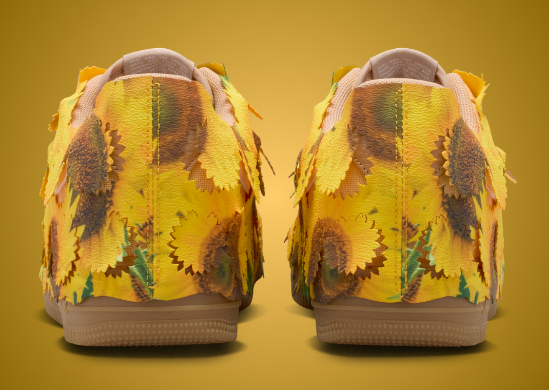 Nike Air Force 1 Low Sunflower heel