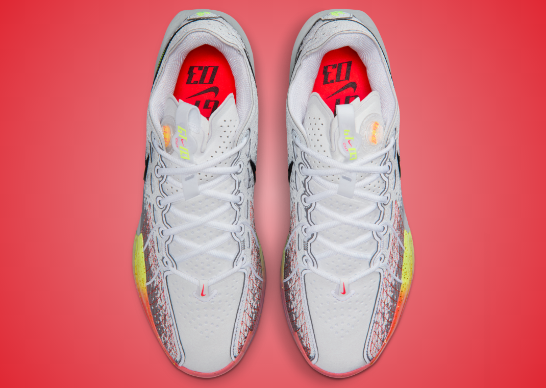 Nike Zoom GT Cut 3 Christmas Top