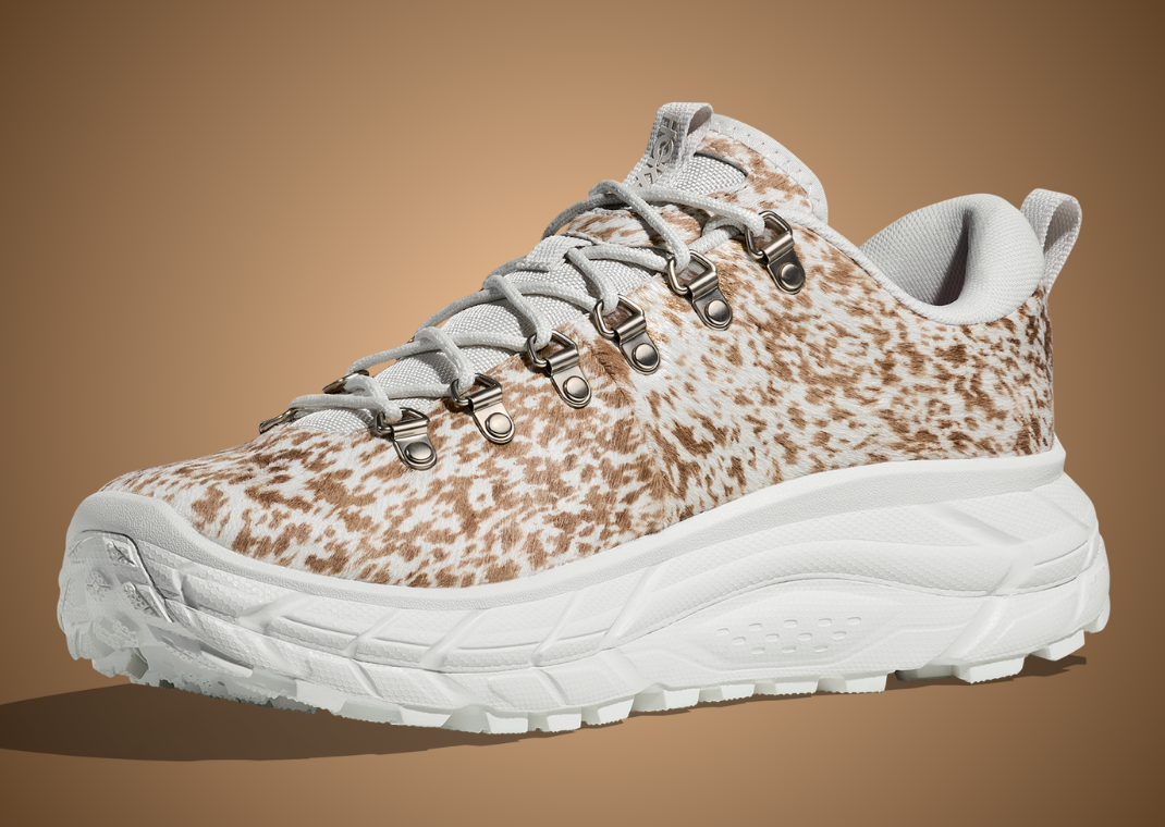 Hoka Tor Summit+ Cowprint White - Angle