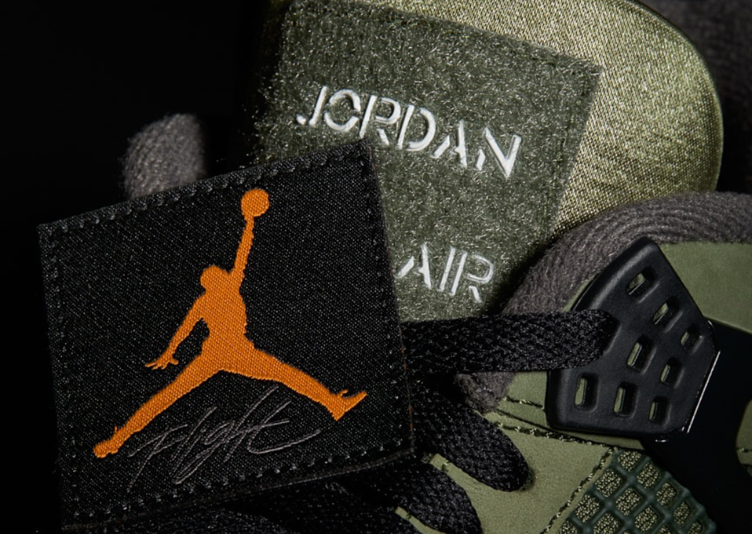 Undefeated x Air Jordan 4 Retro OG SP