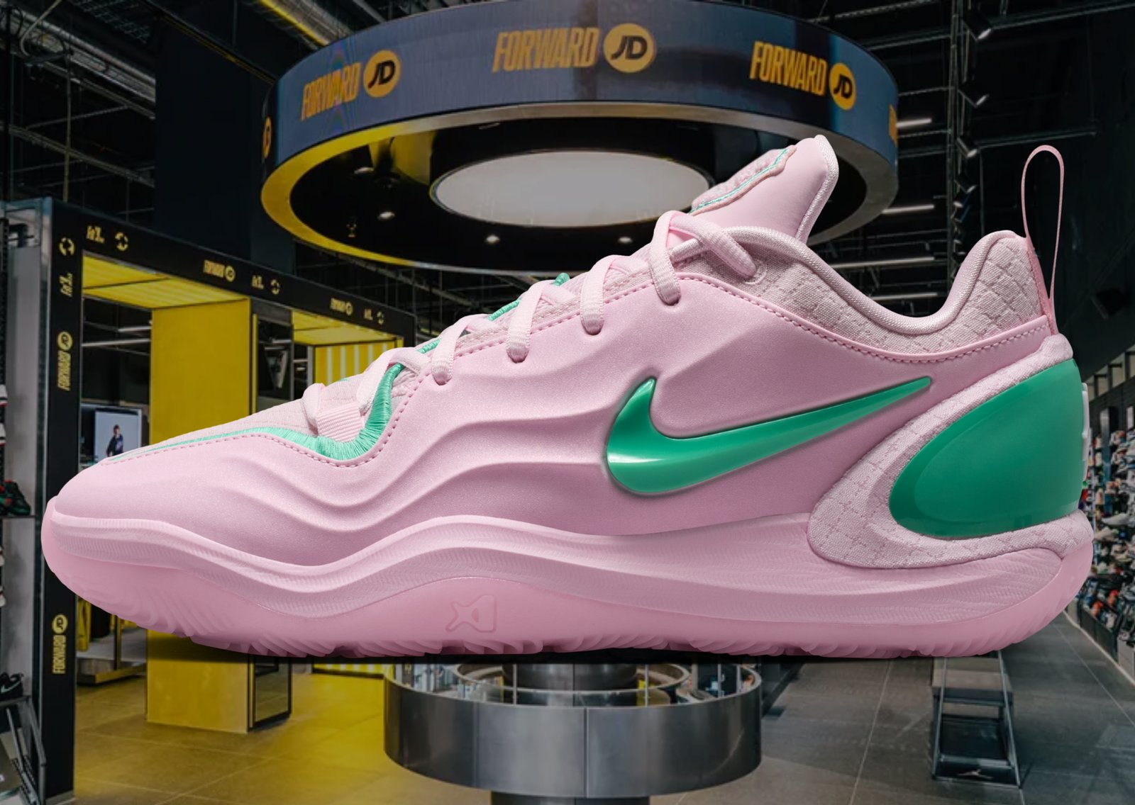 Nike A'Two Pinkies Up
