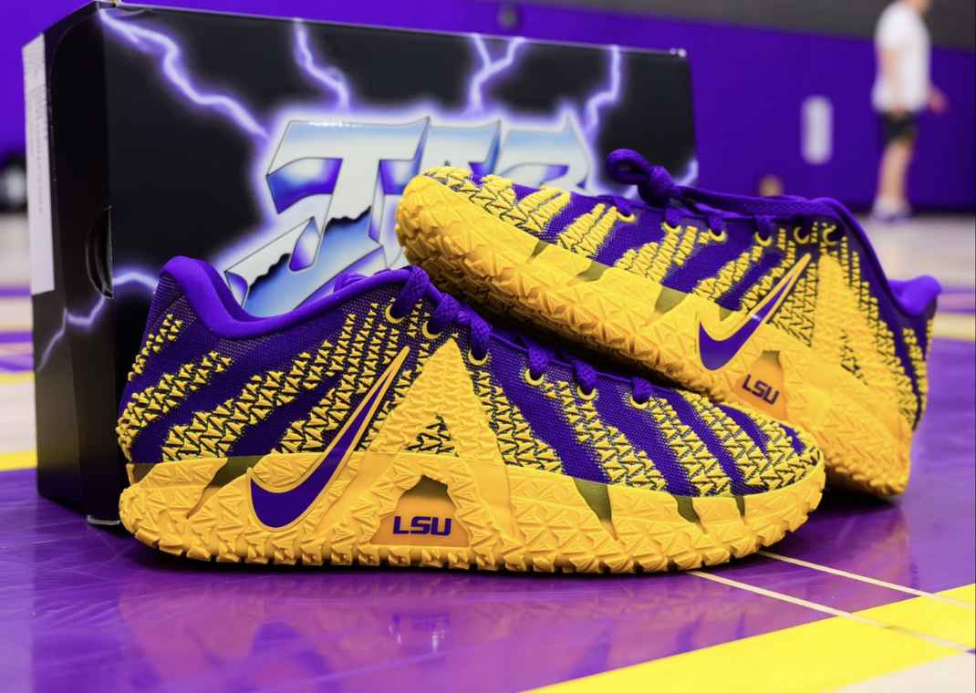 LSU Men’s Basketball Shoes Size 9.5 Nike Kobe 8 Protro  main image 2