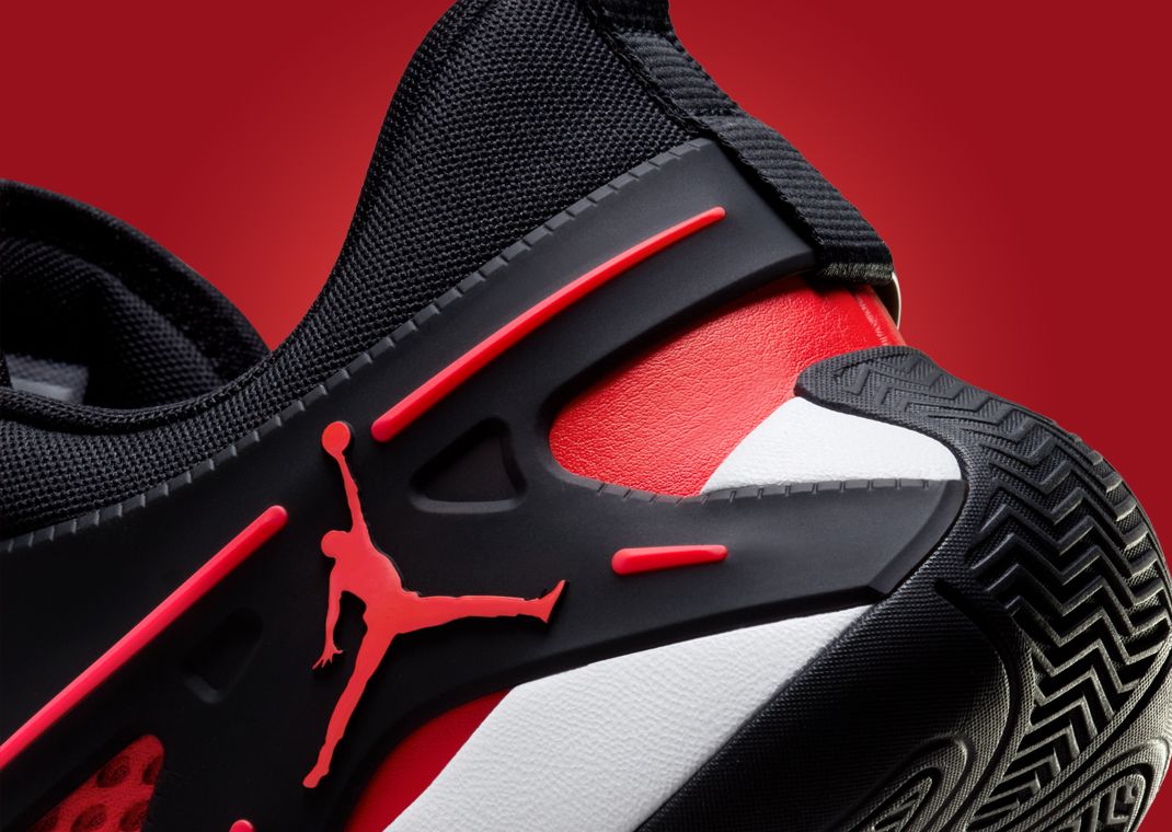 Jordan Heir Bred Heel Detail