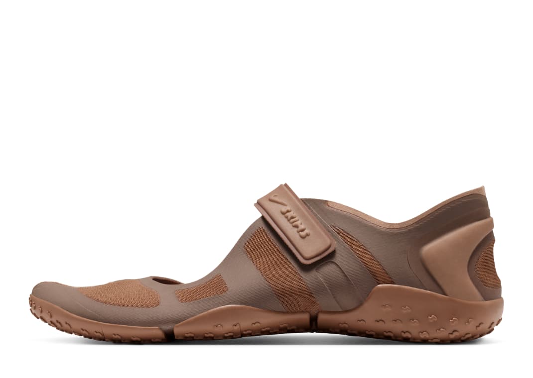 NikeSKIMS Rift Archaeo Brown