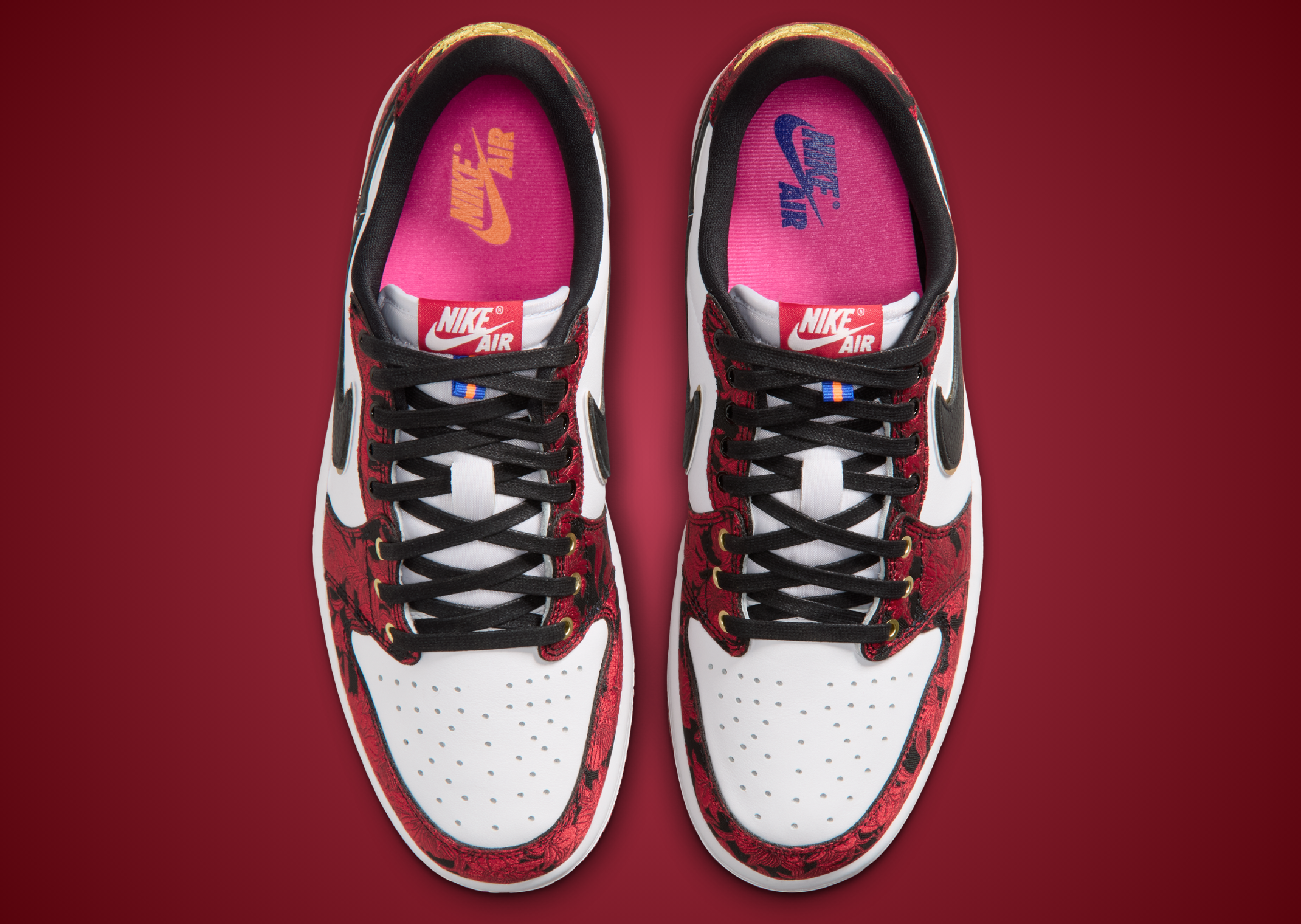 Air Jordan 1 Retro Low OG Last Dance in the Garden - Top
