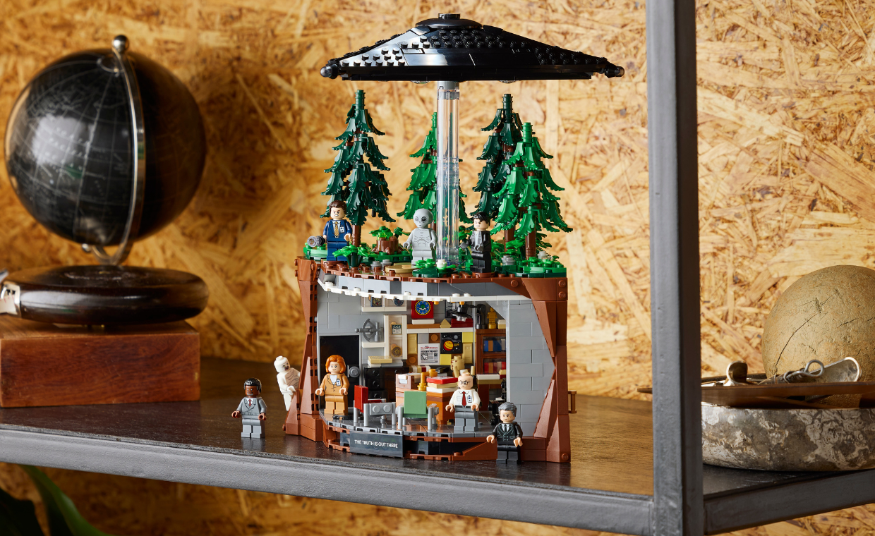 I Want To Believe: LEGO is Dropping an X-Files Set in August