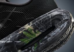 Nike Vomero Premium Realtree - Heel Detail
