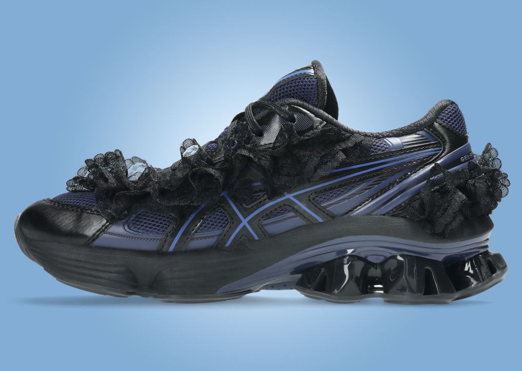 SHUSHU/TONG x Asics Gel-Kinetic Fluent Black Blue Expanse Medial