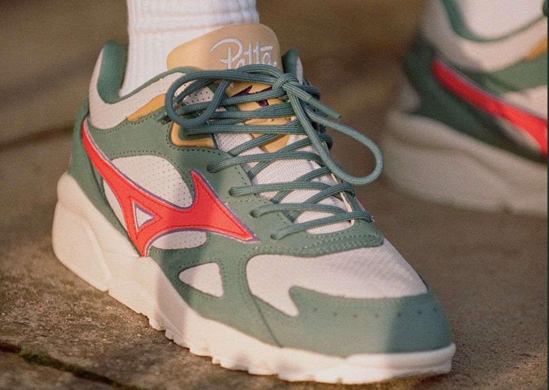 Patta x Mizuno Sky Medal