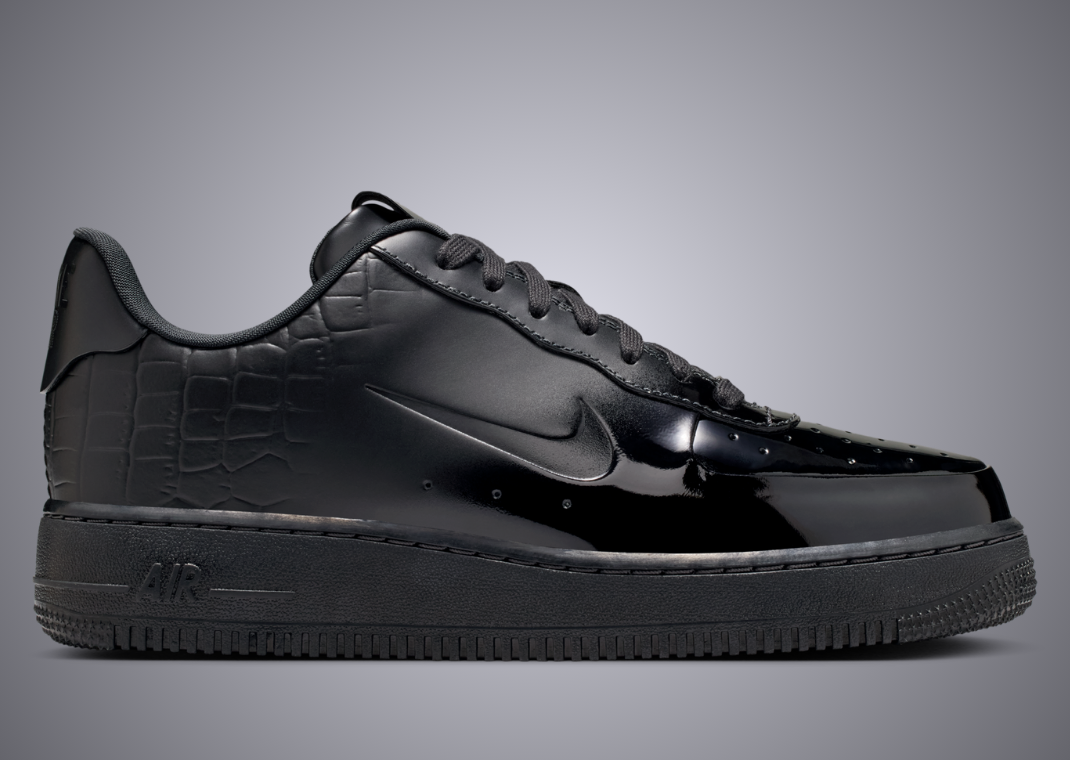 Nike Air Force 1 Low Made in Italy Black (W) Lateral