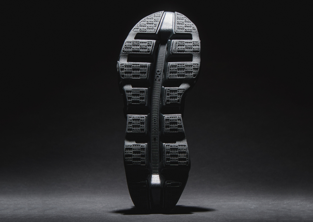 Kith x On K-Tech 1 Black Outsole