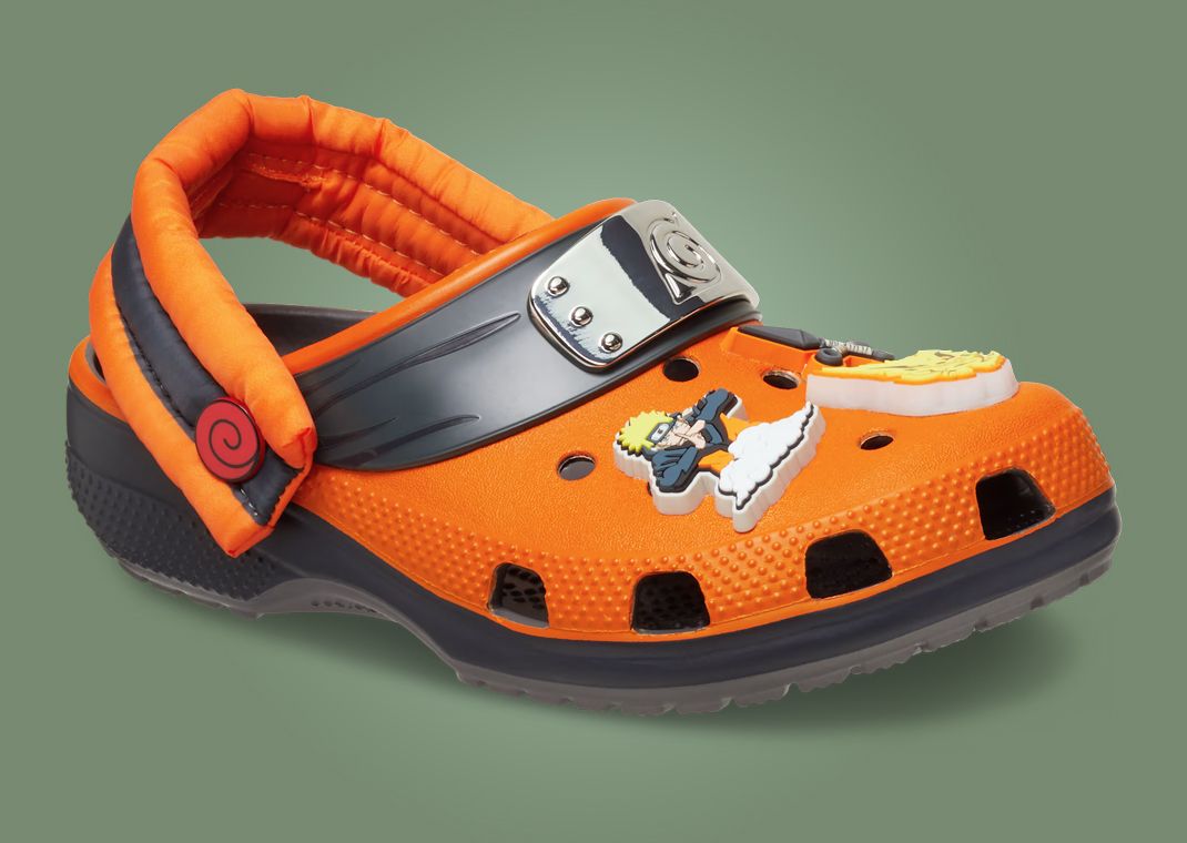 Naruto Shippuden x Crocs Classic Clog Naruto Angle