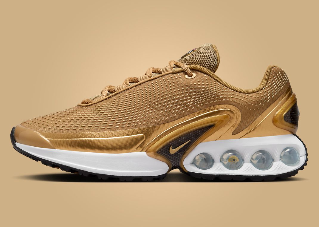 Nike Air Max DN Gold Bullet Lateral
