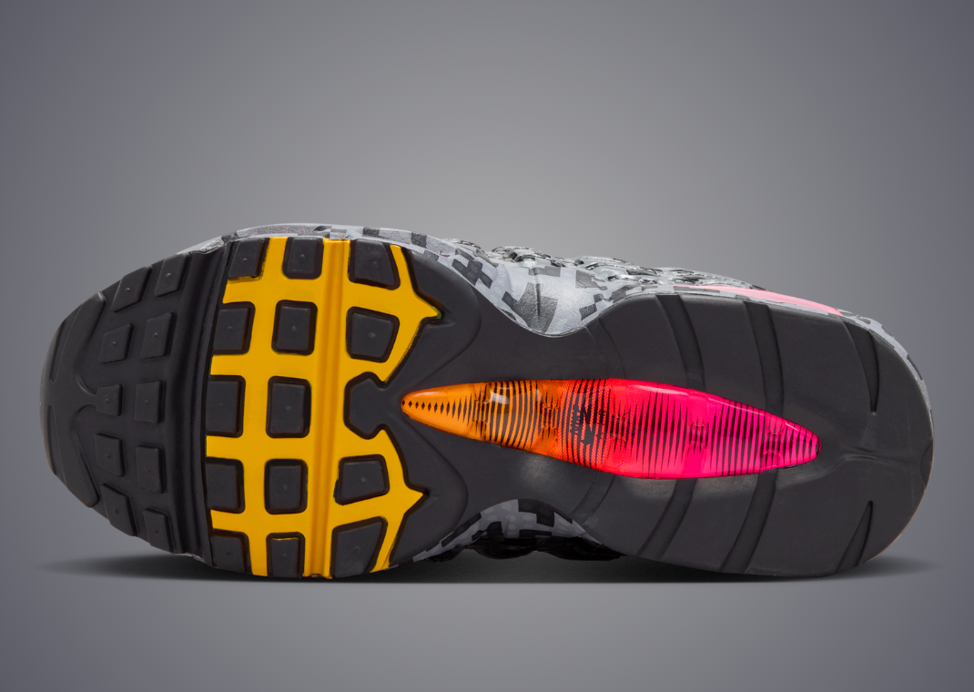 LEGO x Nike Air Max 95 Pixel Camo (GS) - Bottom