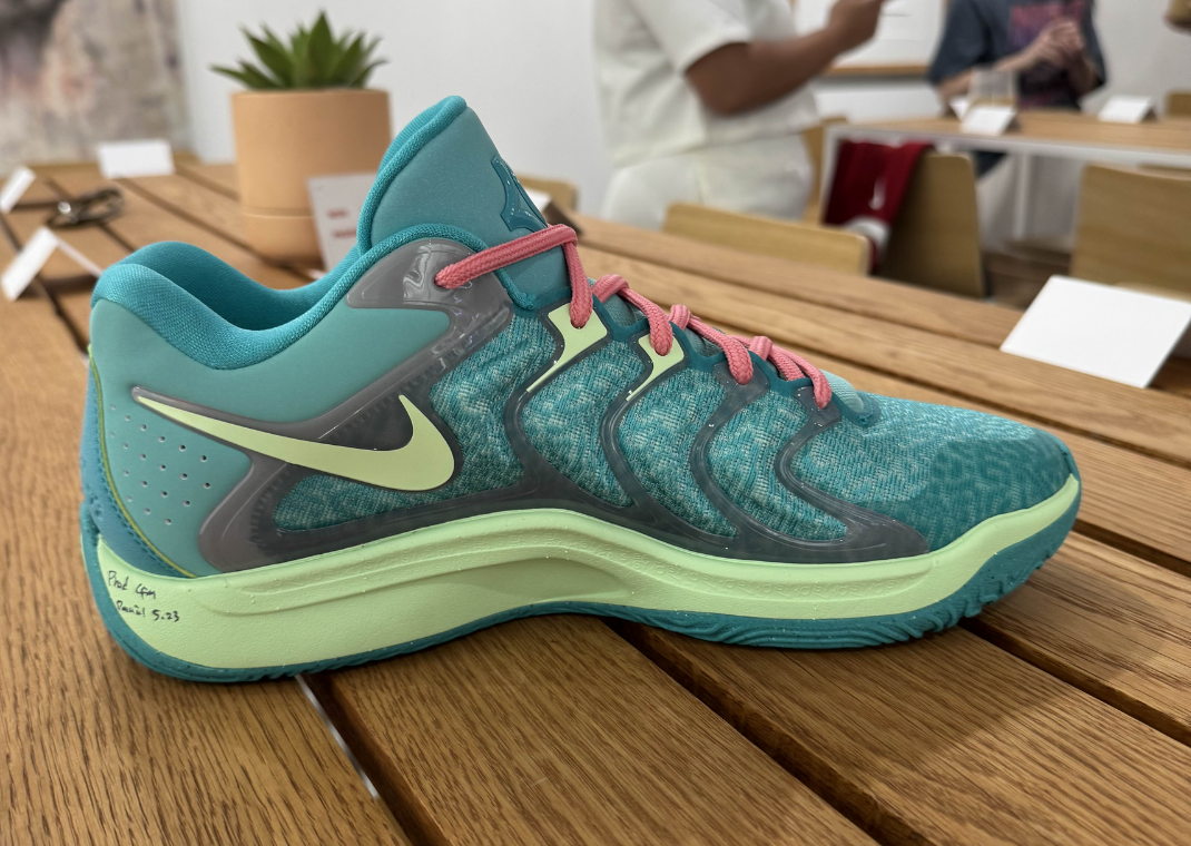 Jonquel Jones x Nike KD 17 Bahamas PE (W) Medial