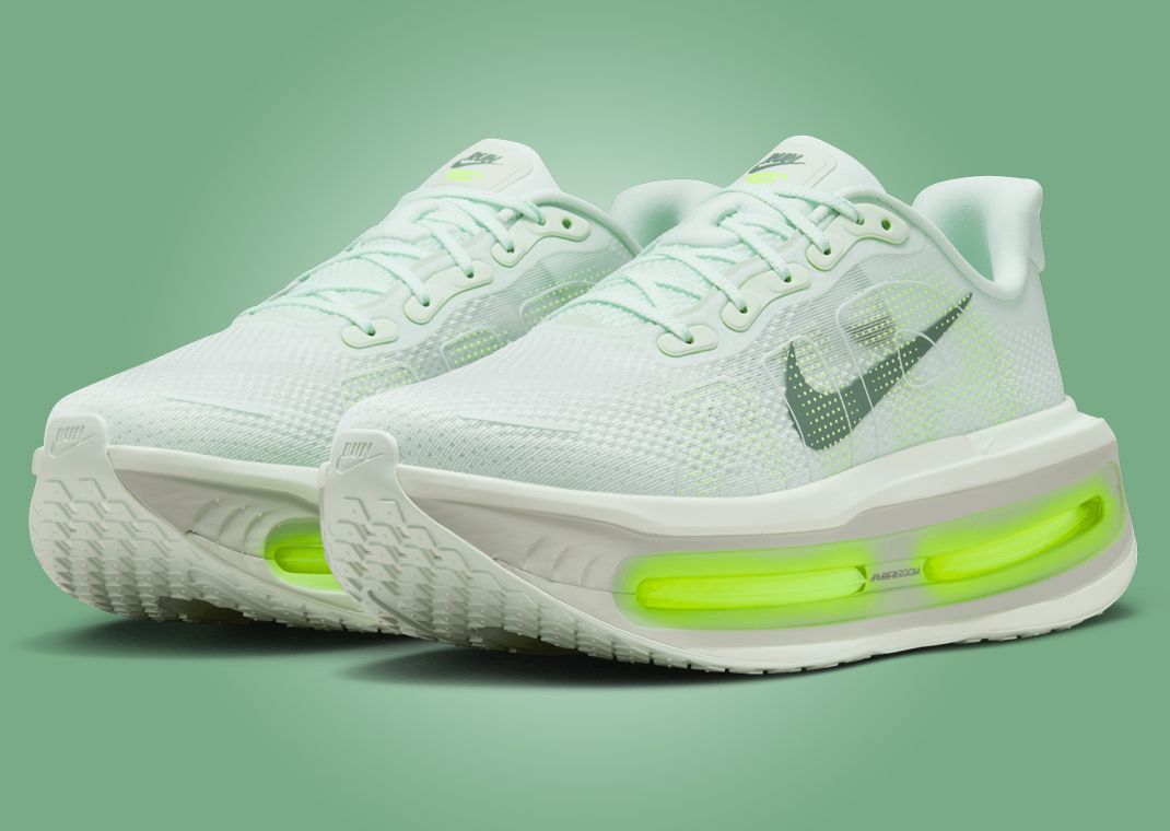 新品Nike Vomero Premium Barely Volt Nike's Extra Thicc Vomero Premium Goes Neon with Barely Volt