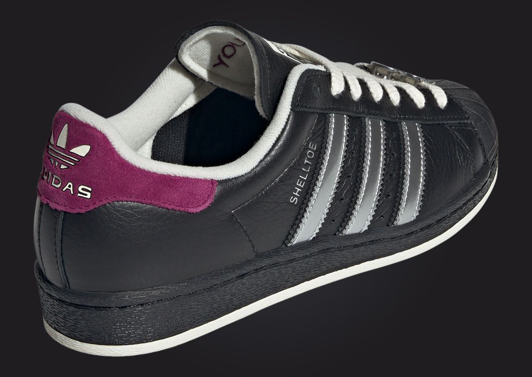 Teenage Mutant Ninja Turtles x adidas Superstar Shredder Heel Angle