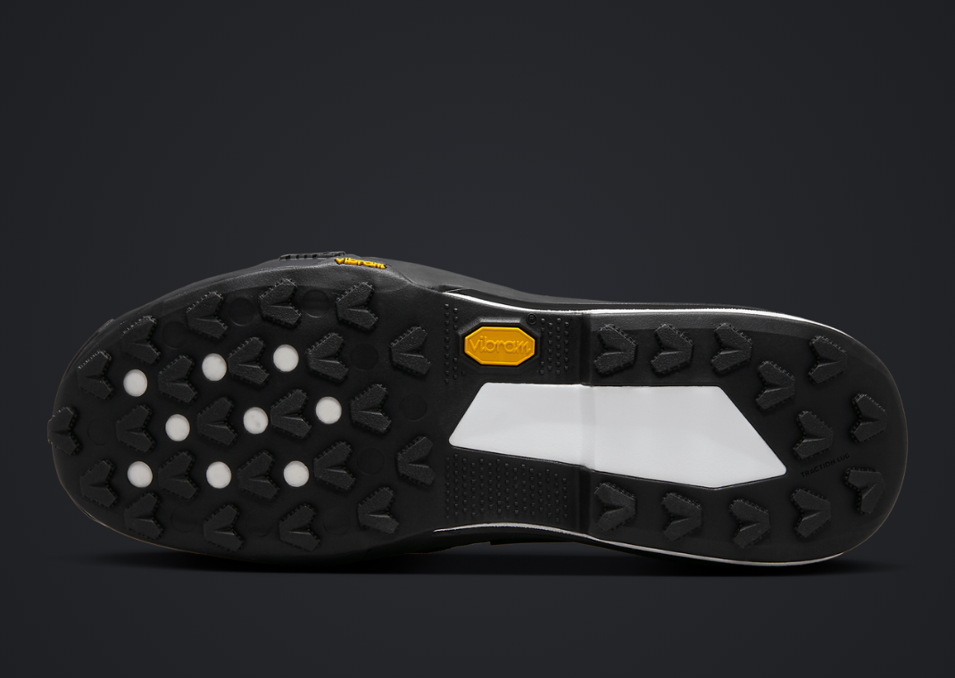 sacai x Nike Zegamadome SP Black Outsole