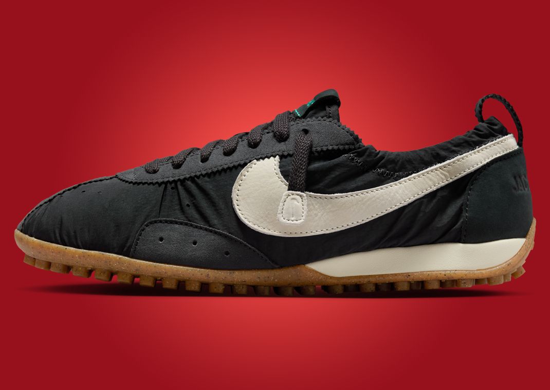 Jacquemus x Nike Moon Shoe SP Off Noir Lateral