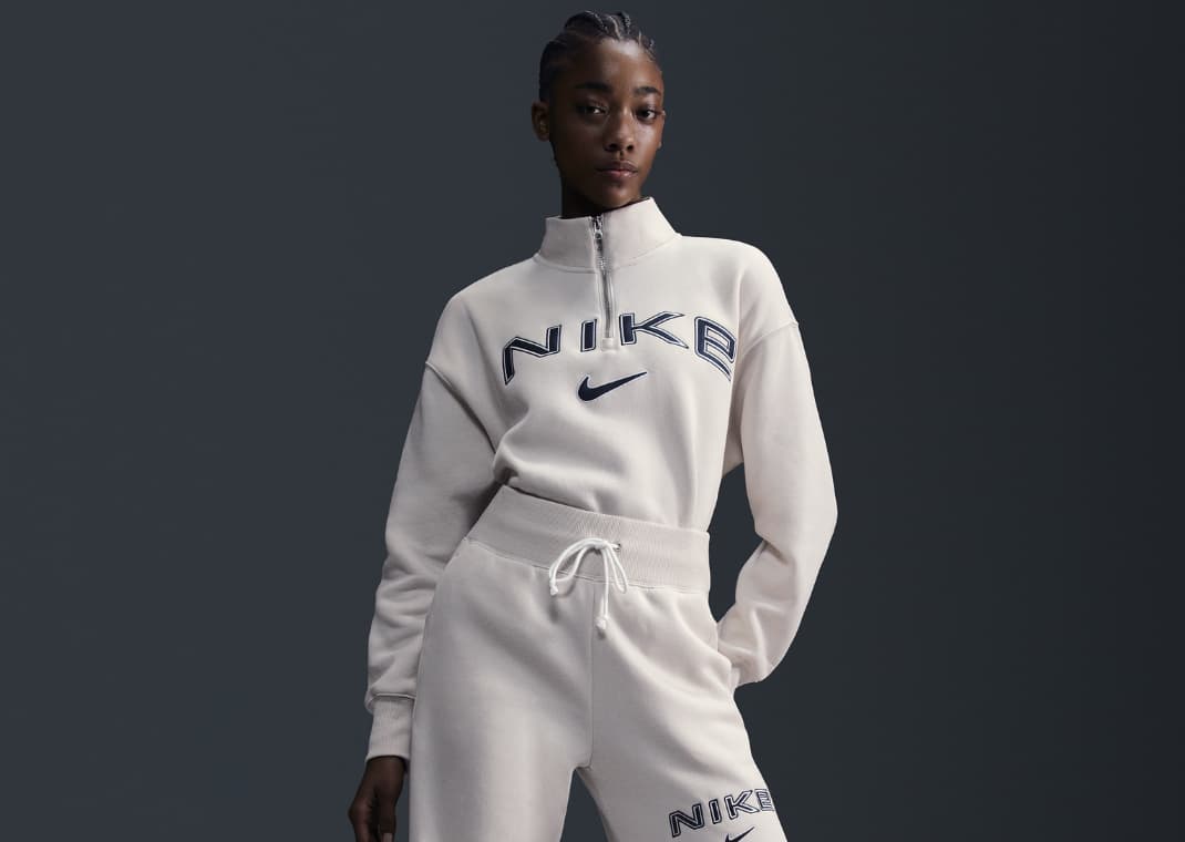 Nike Sportswear Phoenix Fleece Women's Oversized 1/4-Zip Logo Top