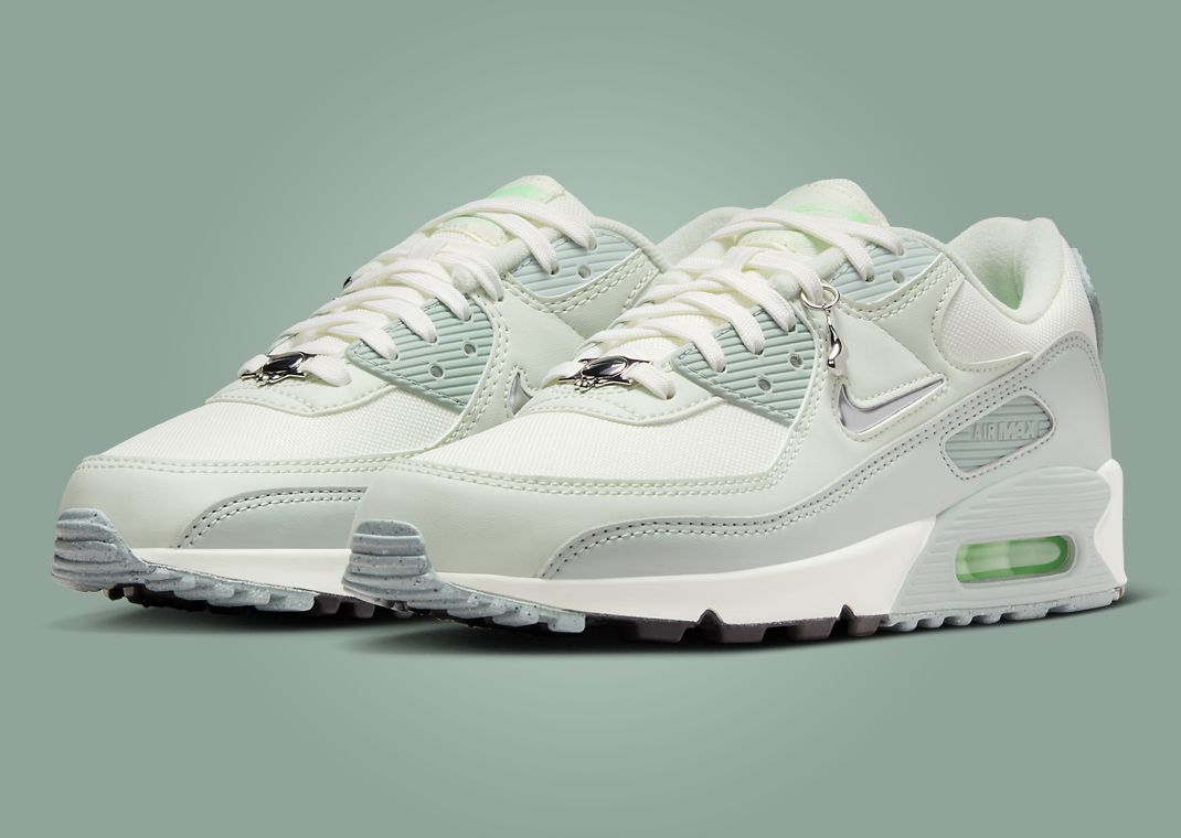 Nike Air Max 90 NN SE Dance Sail Sea Glass (W) Angle