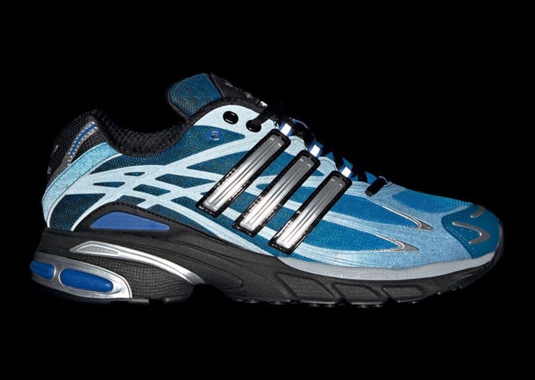 atmos x adidas Adistar Cushion Twilight Lateral 3M