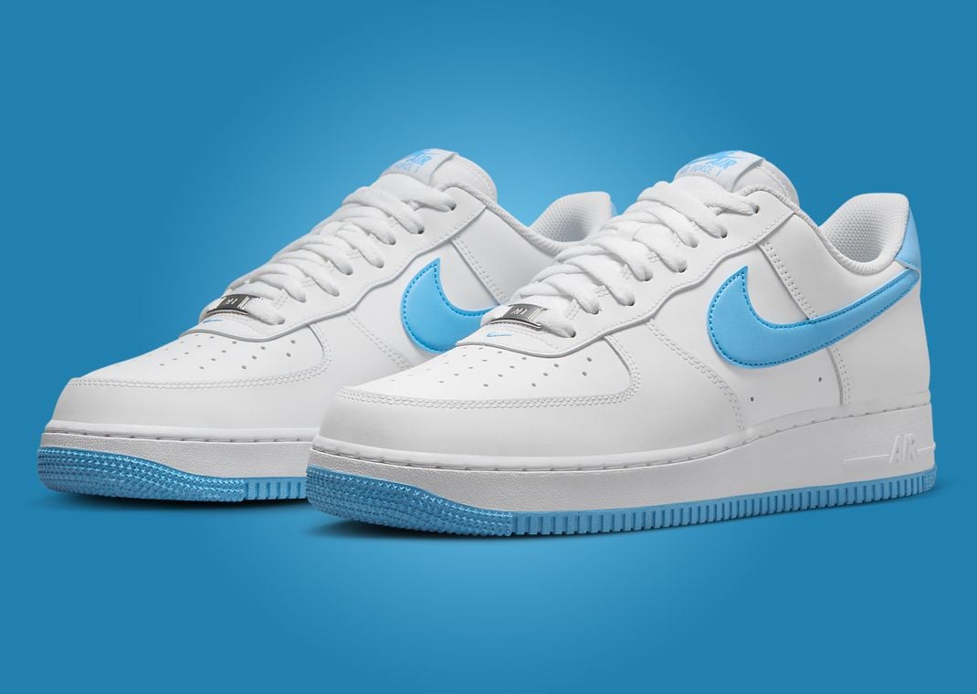 NEW NIKE AIR FORCE 1 LOW store WHITE BLUE