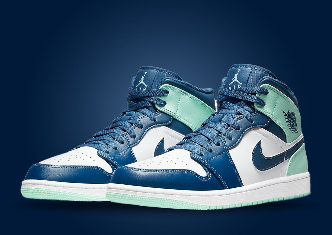 Air Jordan 1 Mid "Mystic Navy Mint Foam"