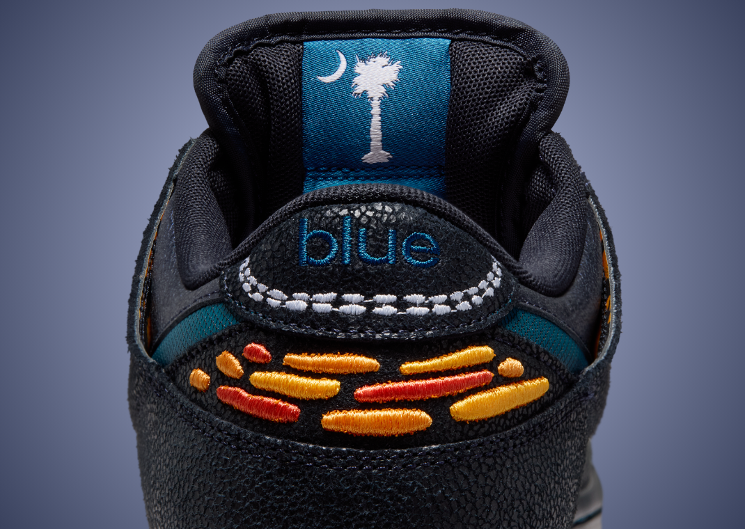 Bluetile Skate Shop x Nike SB Dunk Low Monarch - Back Detail