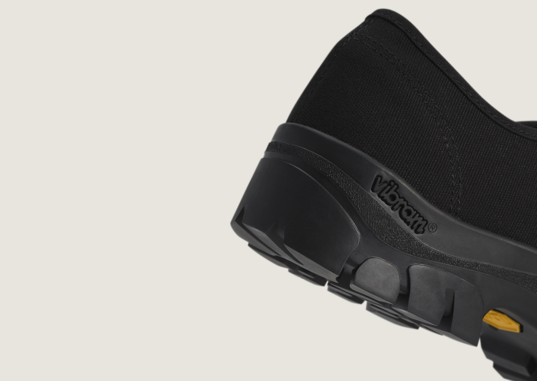 OAMC x Vans OTW Authentic Oxford Black - Heel Detail