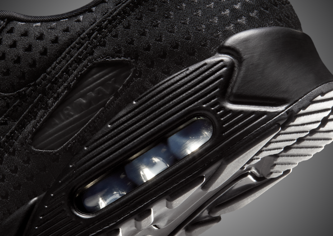 Nike Air Max 90 Valentine's Day Black - Heel Detail
