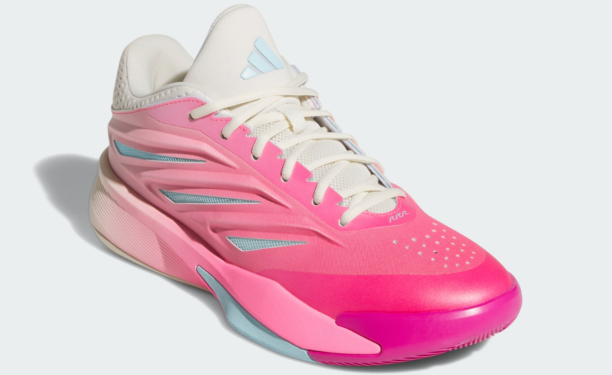 Sophie Cunningham wearing the adidas Crazy Energy PE in a custom colorway during WNBA play