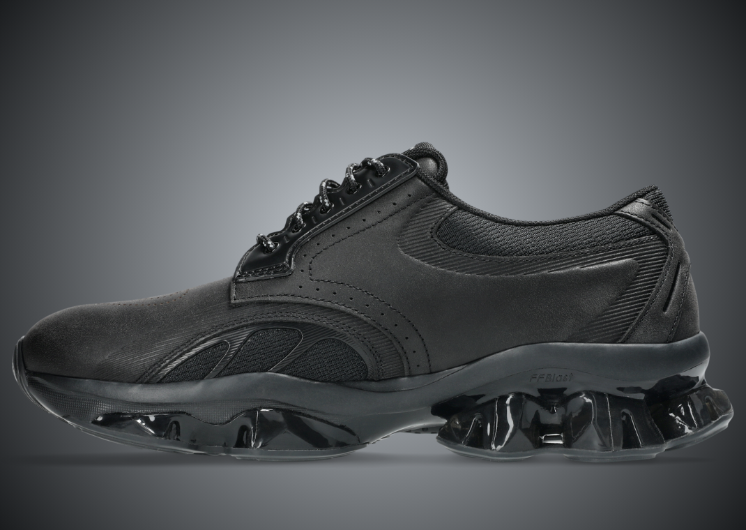 Asics Gel-Kinetic SP Black - Medial
