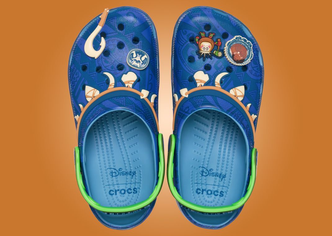 Moana x Crocs Classic Clog Moana Top