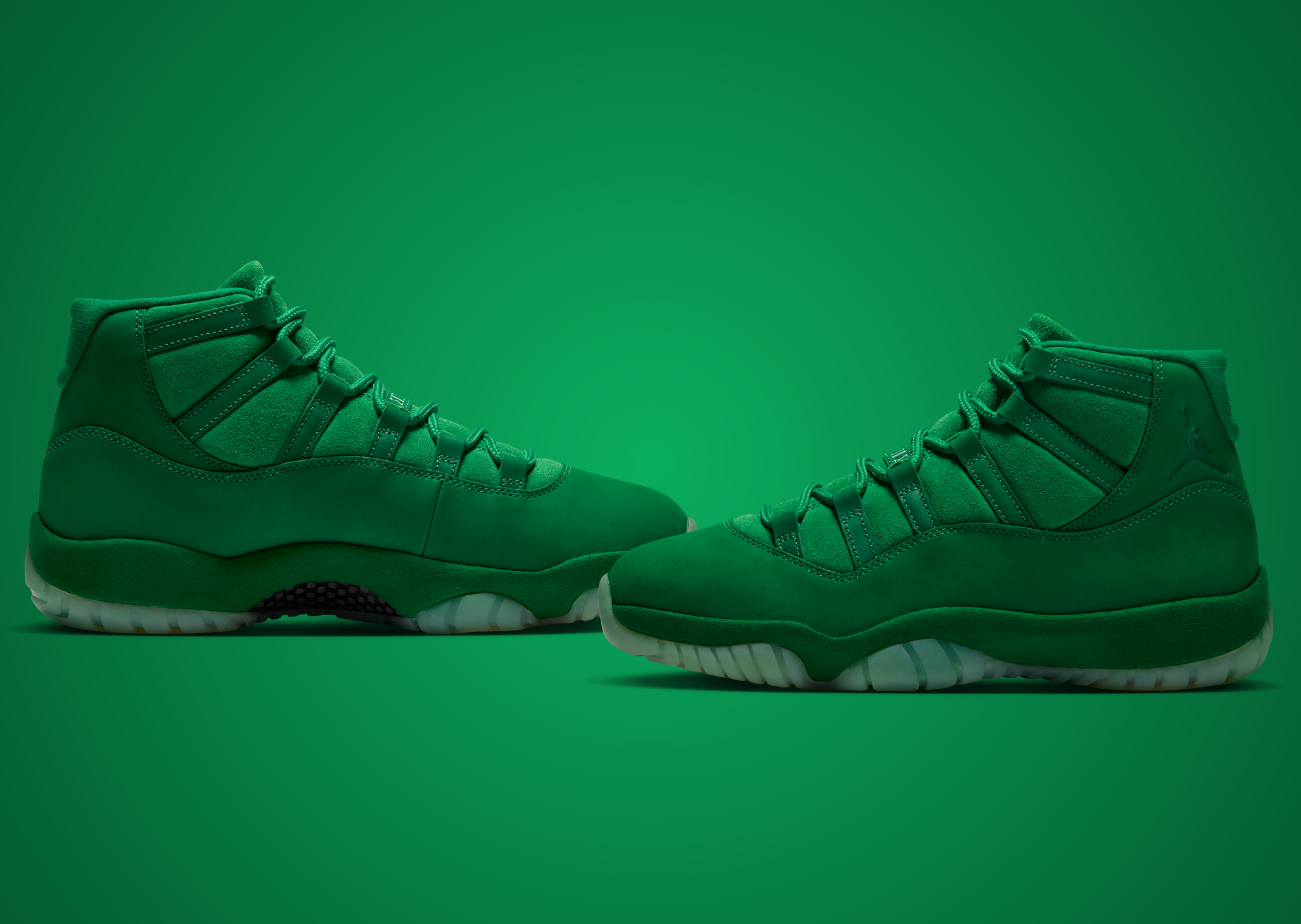 Air Jordan 11 Retro Green Screen crossed