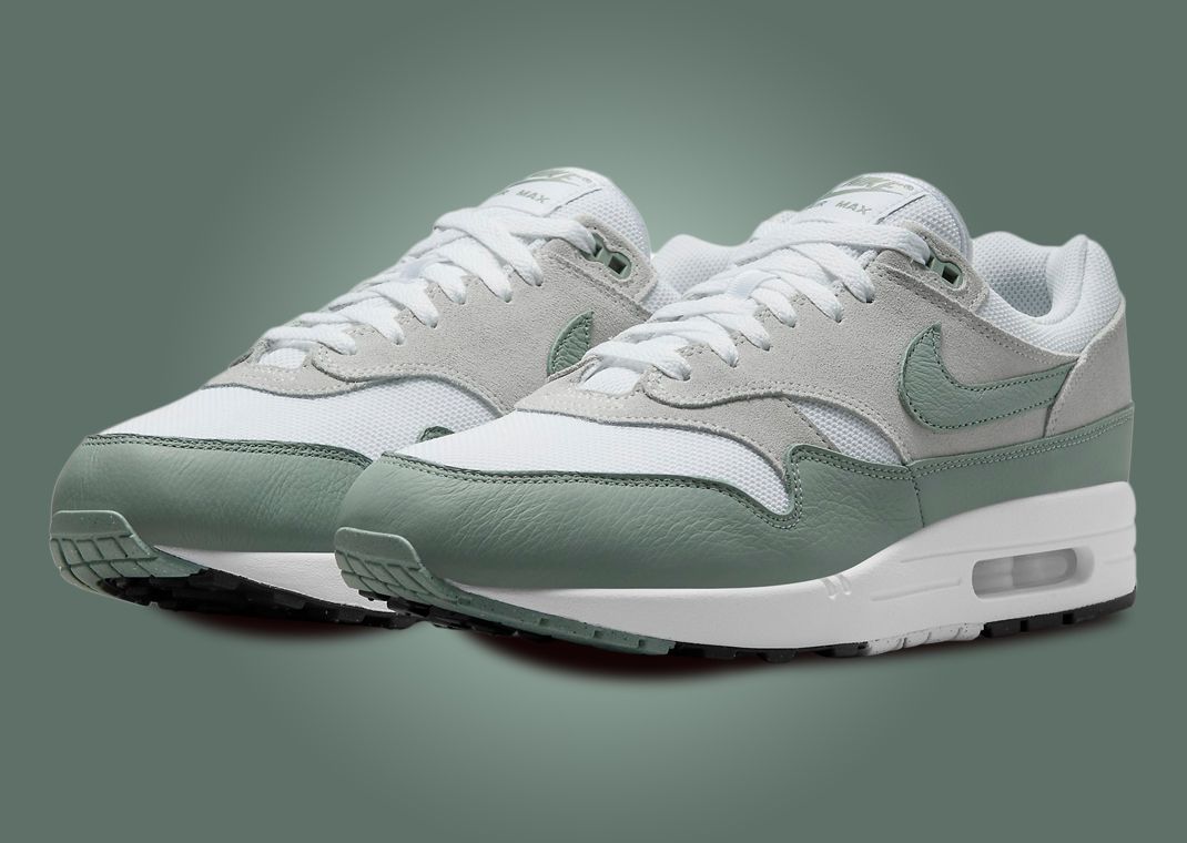 Nike Air Max 1 SC Mica Green