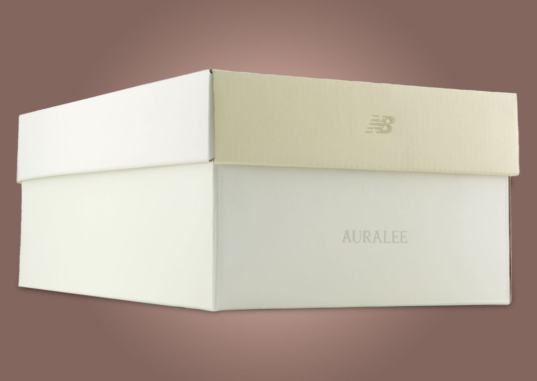 AURALEE x New Balance 475 Light Volt Packaging