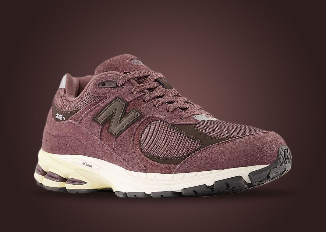 New Balance 2002R Dark Grape